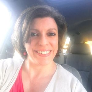 Meet your Posher, Courtney